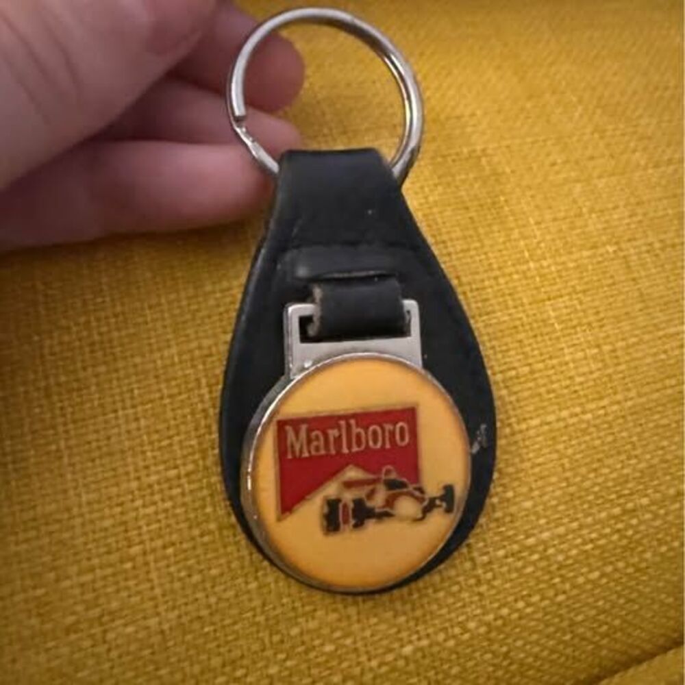 Vintage Marlboro Formula 1 Racing Keychain